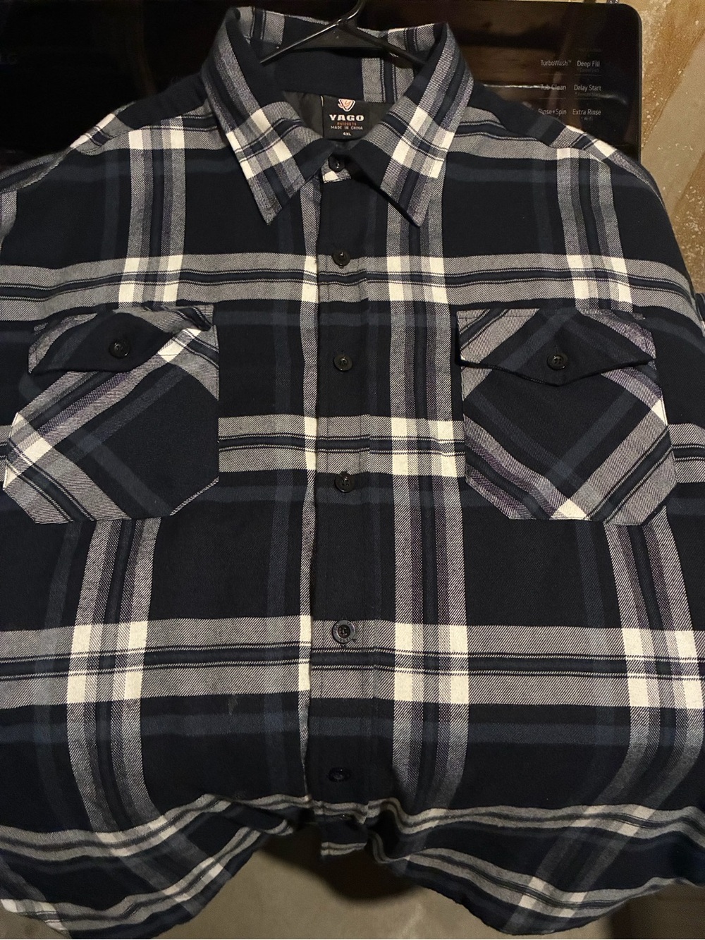 Men’s Navy Blue Plaid Button-Up Flannel Jacket